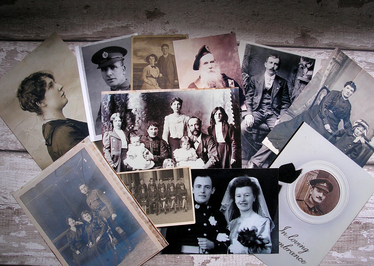 anciens portraits photographiques noir et blanc