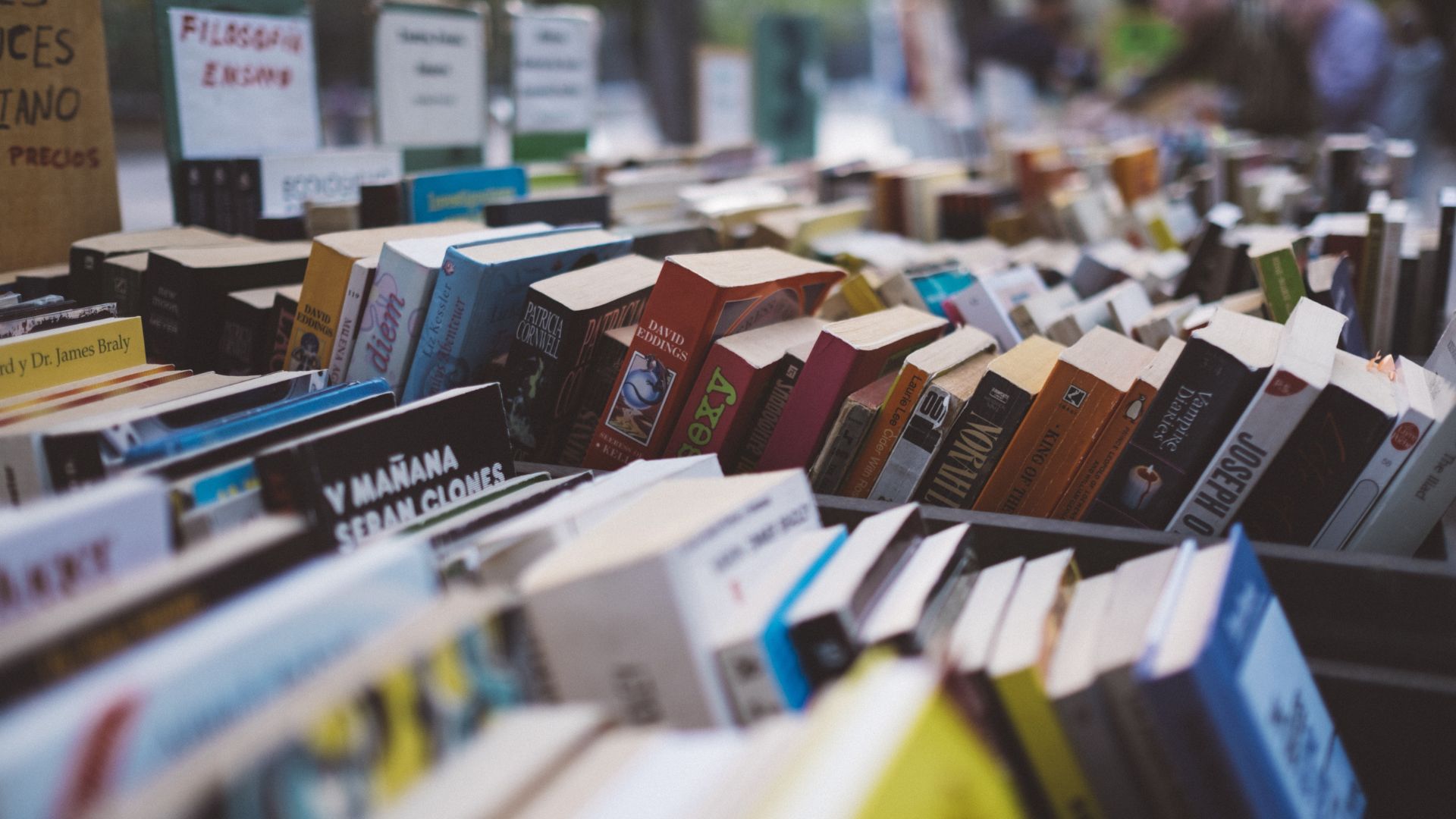 tranches de livres à vendre